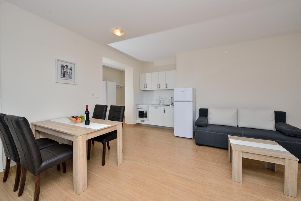 Apartments 33 ซาดาร์ ภายนอก รูปภาพ